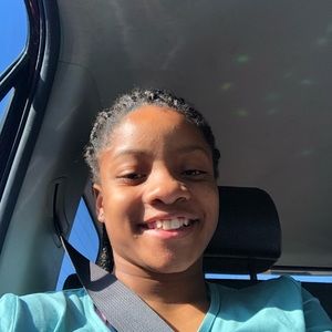 Meet your Posher, Makayla